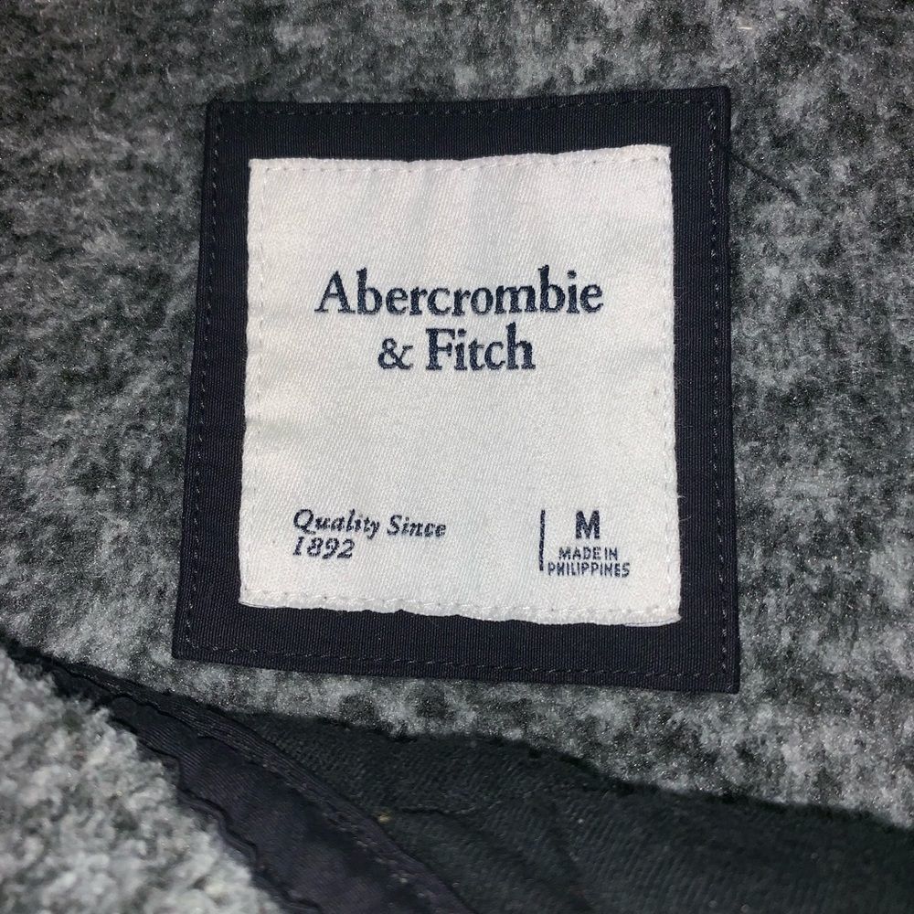 Asymmetrical Snap-Up Fleece - Picture 7 of 8